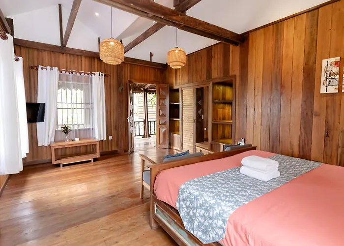 Isann 4* Siem Reap
