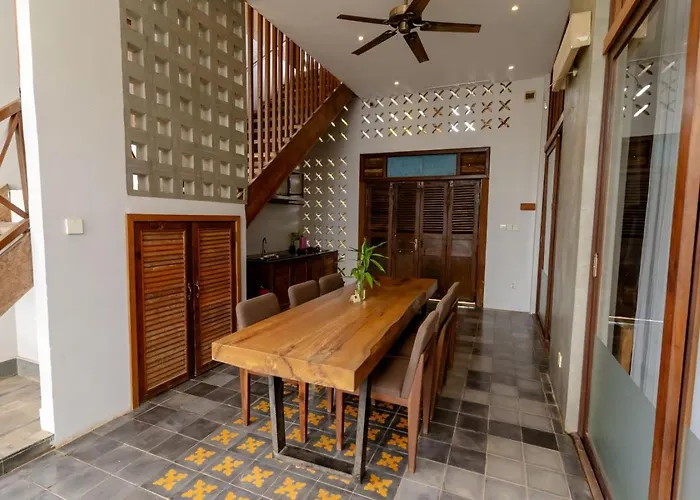 Isann Hotel 4*
